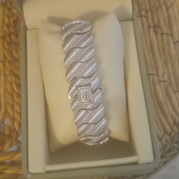 Judith Ripka watch - Picture 2 of 4